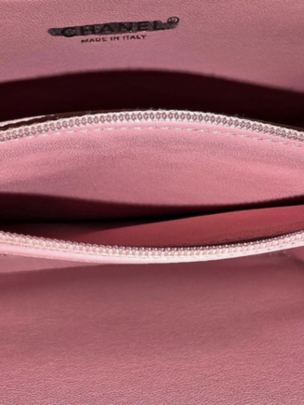 Chanel Pink Tweed CC Filigree Vanity Case - Picture 8 of 15